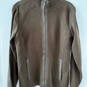 Sigrid Olsen Brown Cardigan with Modern Minimalist Design